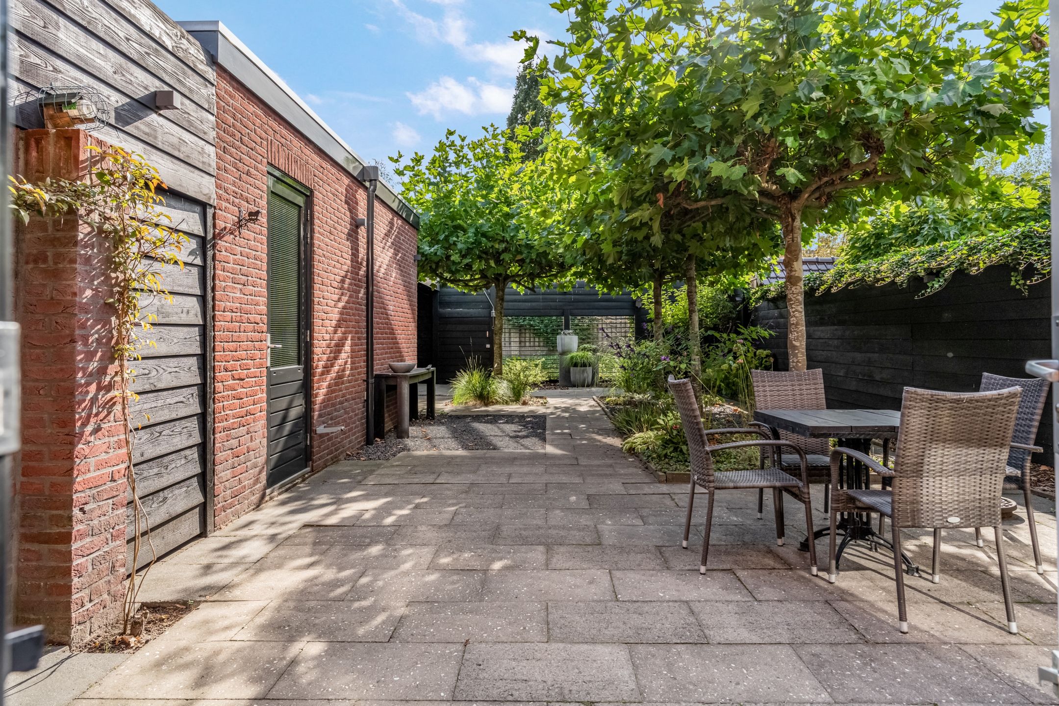 Foto 3 van Larikslaan 32