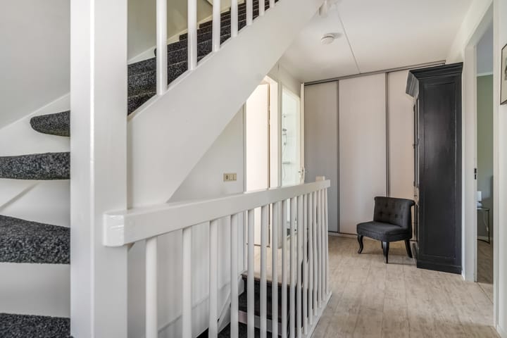 Foto 34 van Larikslaan 32