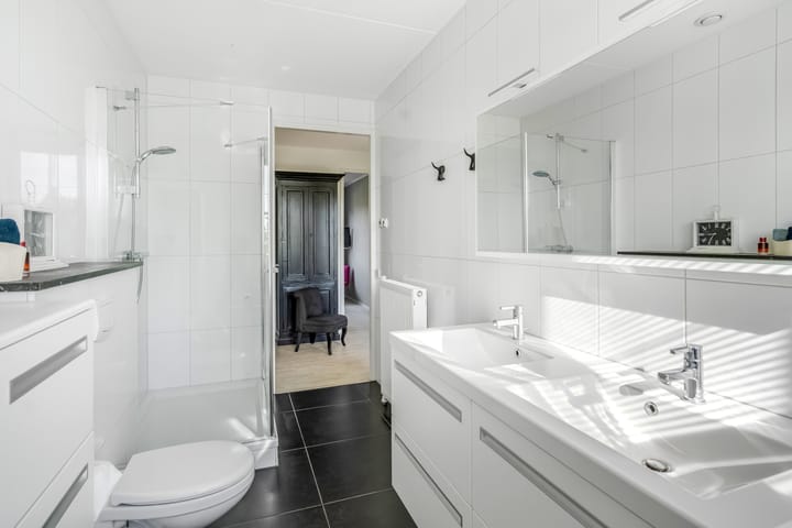 Foto 28 van Larikslaan 32