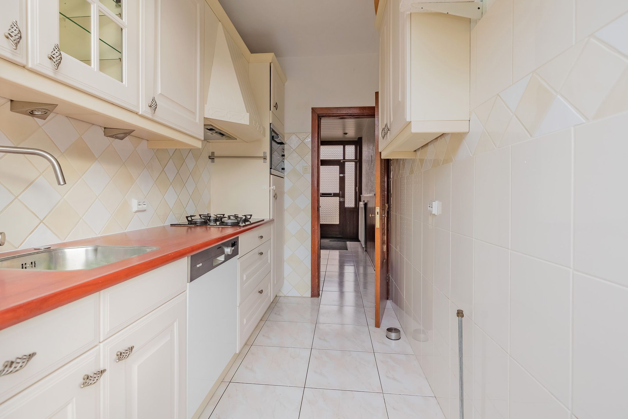 Foto 9 van Trompstraat 143