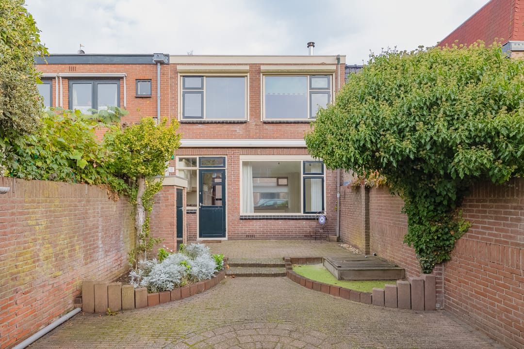 Foto 11 van Trompstraat 143