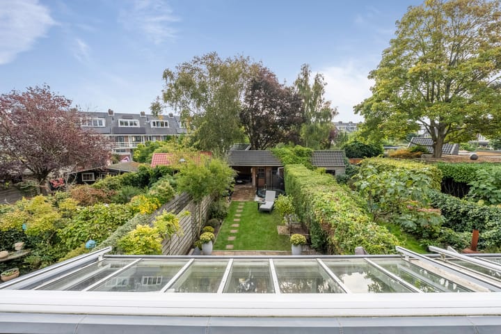 Photo 35 of Zinneveltlaan 16