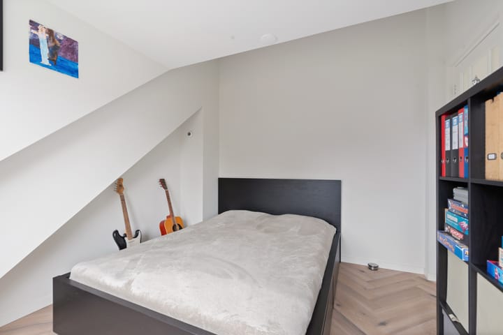 Photo 44 of Zinneveltlaan 16