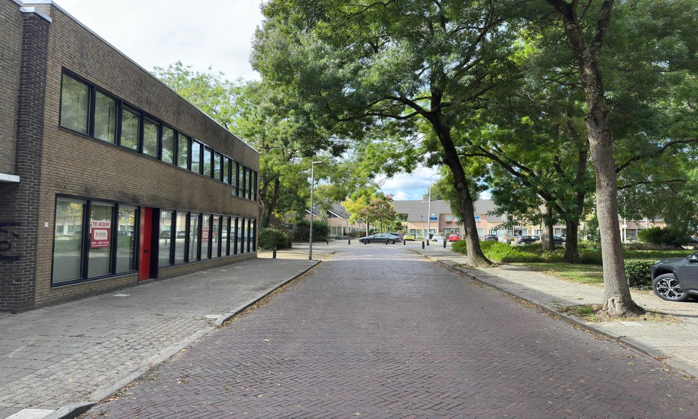 Bekijk foto 2 van van Kanstraat 11