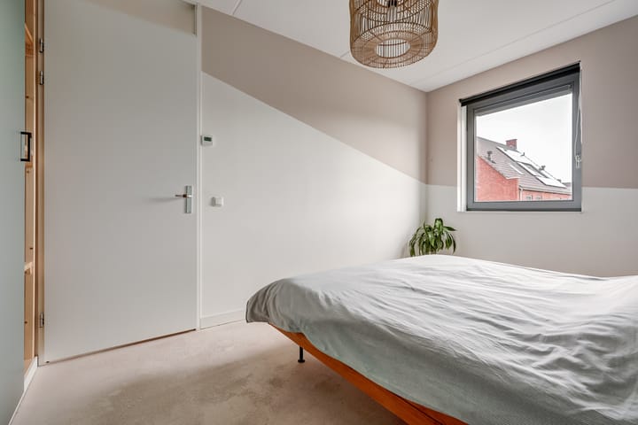 Photo 22 of Pastoor Lambermontstraat 10