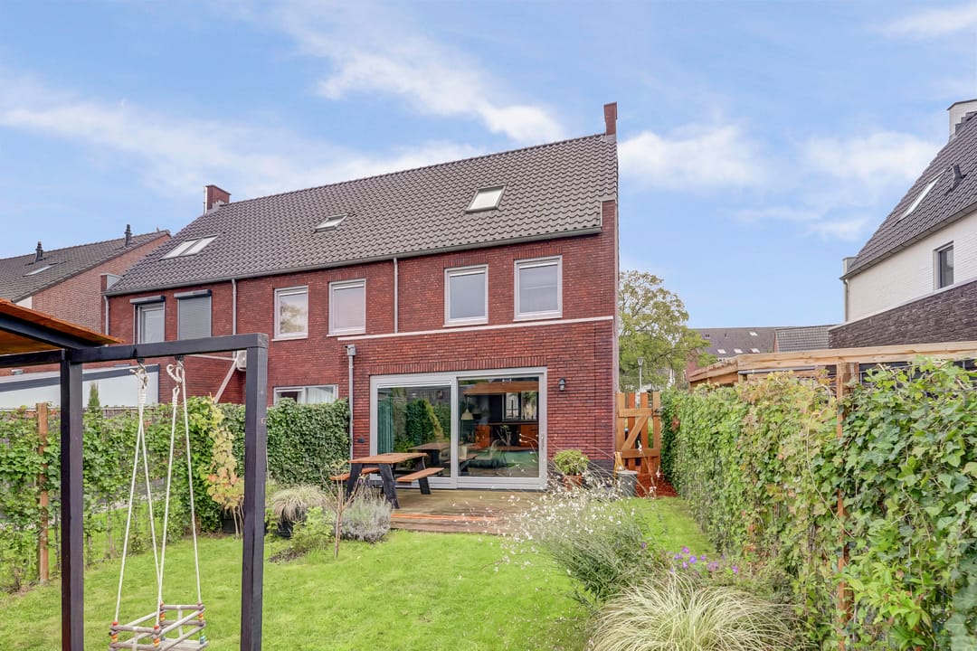 Foto 38 van Pastoor Lambermontstraat 10