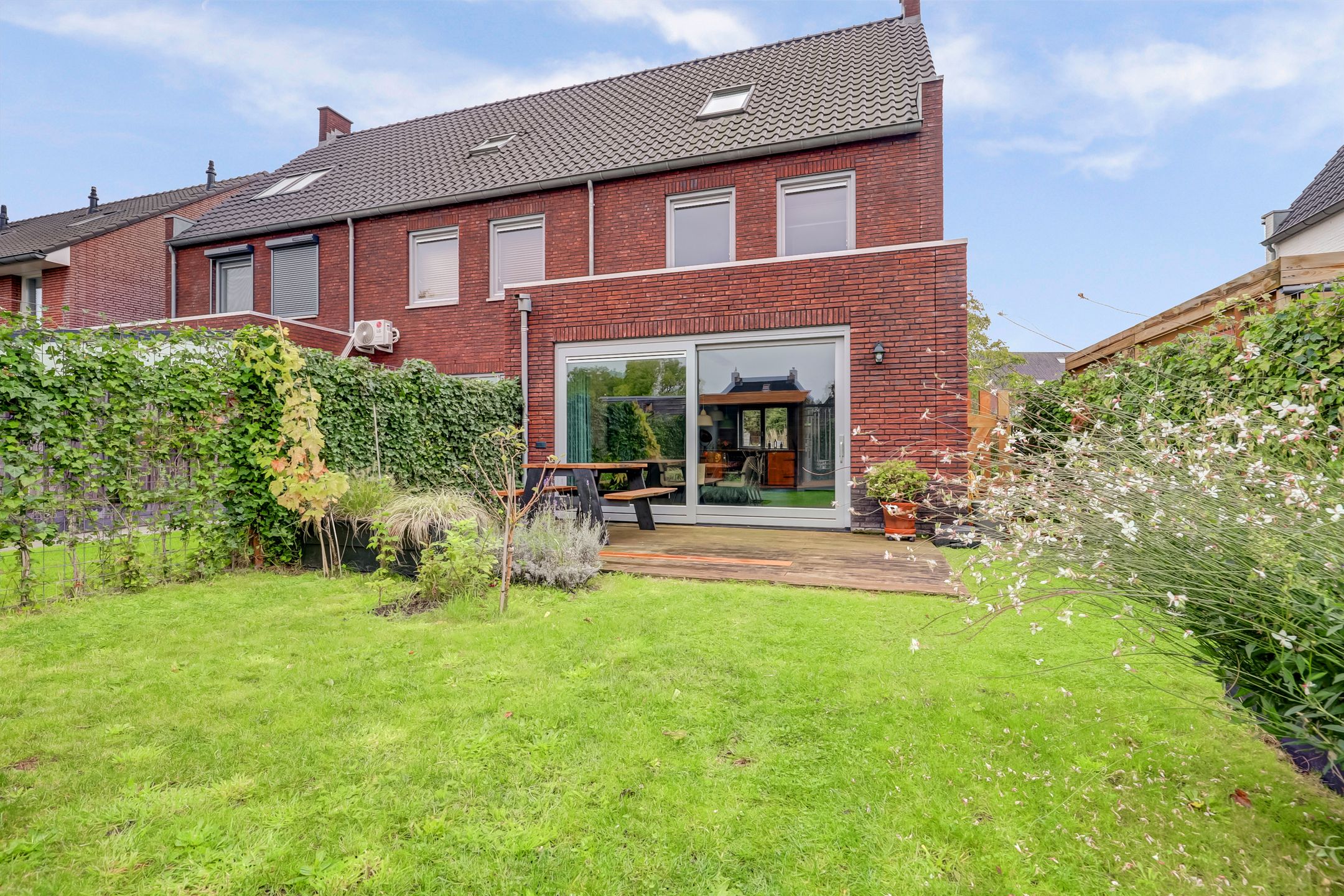 Foto 39 van Pastoor Lambermontstraat 10