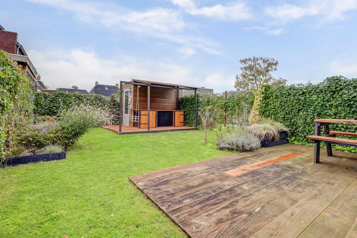 Photo 42 of Pastoor Lambermontstraat 10