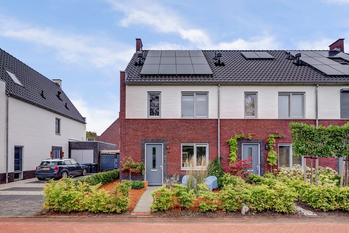 Photo 44 of Pastoor Lambermontstraat 10