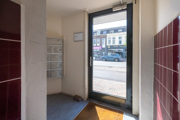 Foto 19 van Amsterdamsestraatweg 243-G