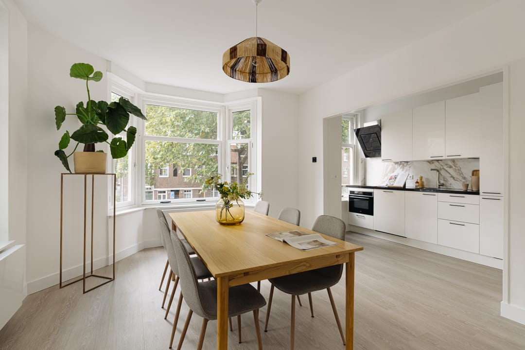 Foto 1 van Van Tuyll van Serooskerkenweg 2-1