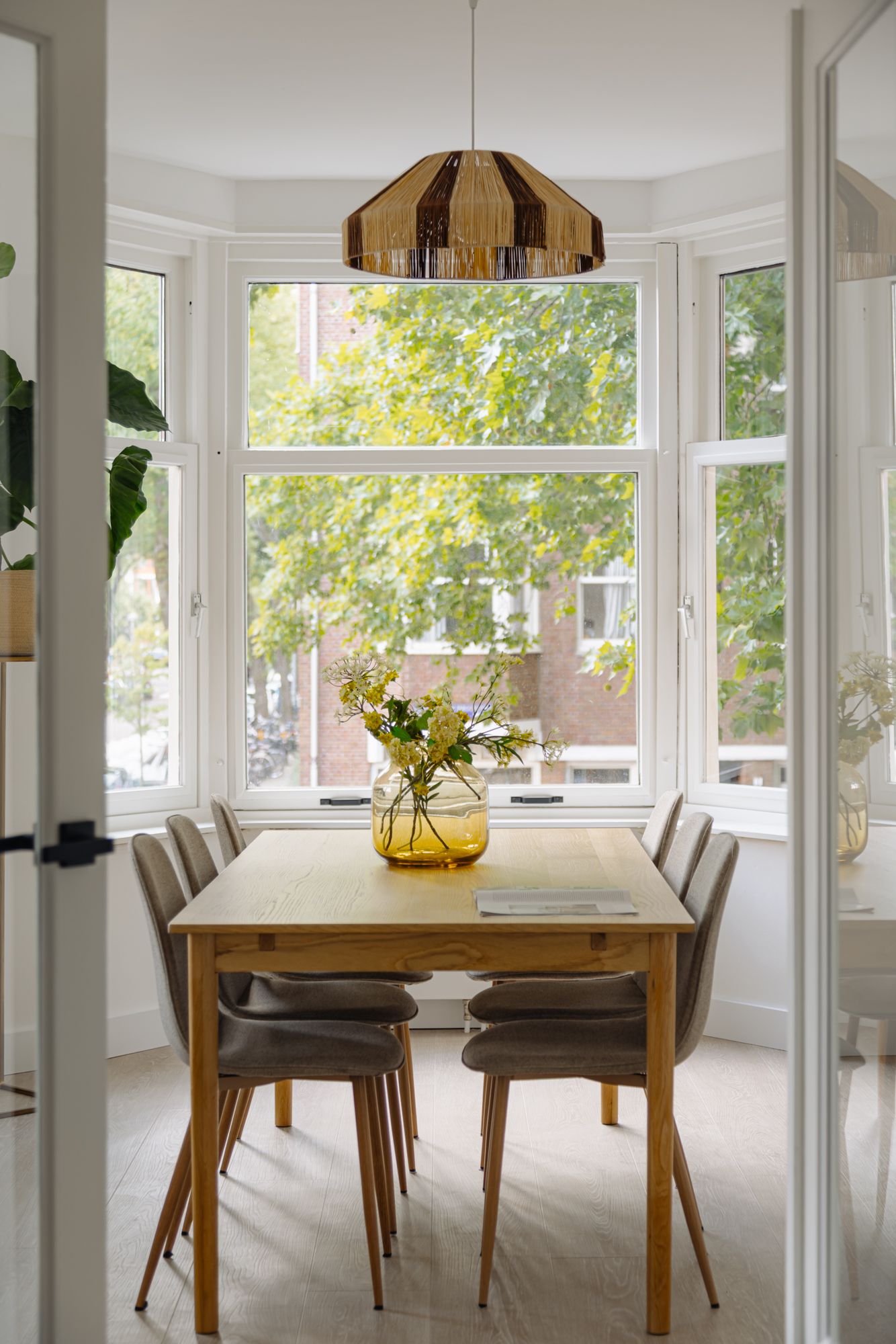 Foto 10 van Van Tuyll van Serooskerkenweg 2-1