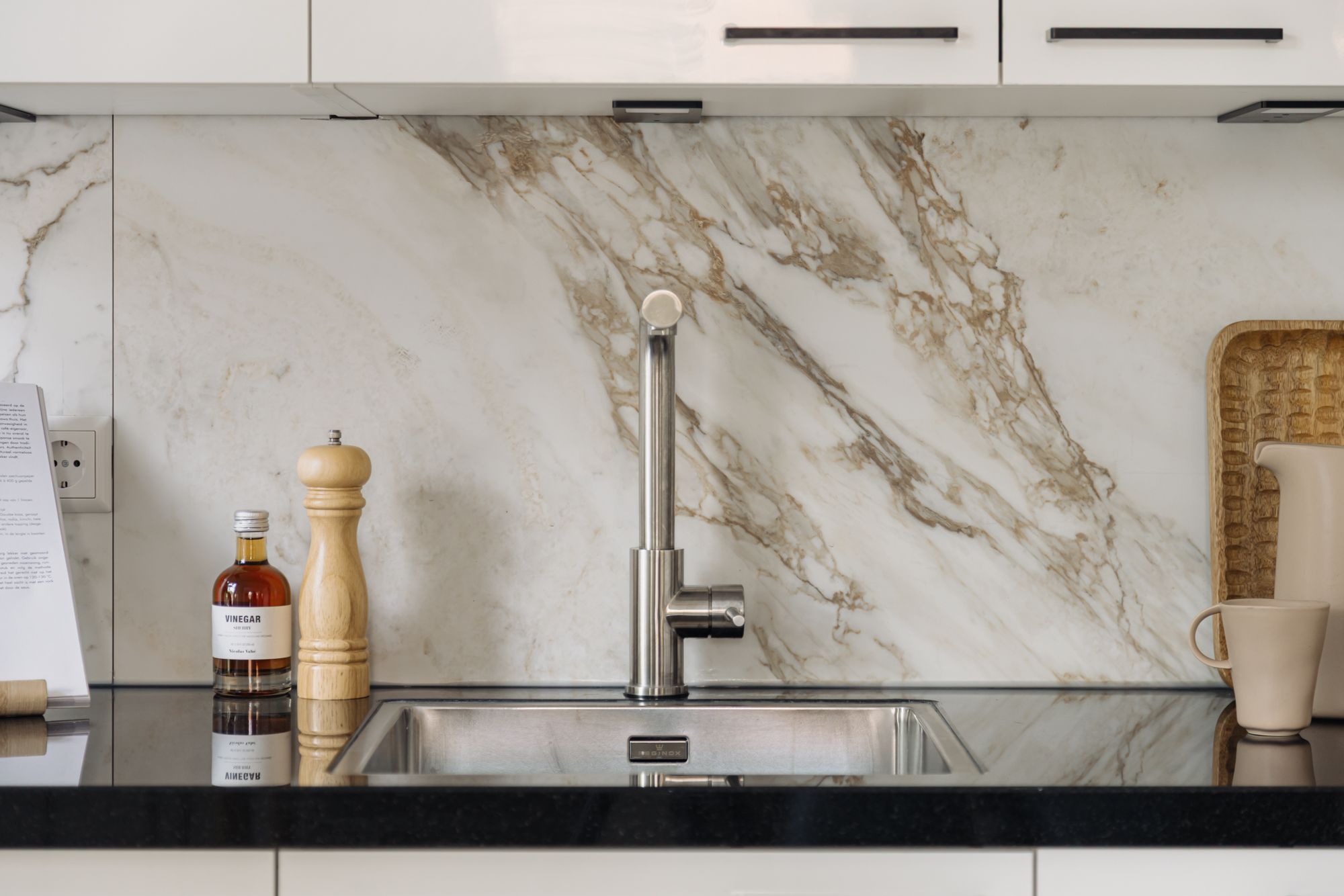 Foto 12 van Van Tuyll van Serooskerkenweg 2-1