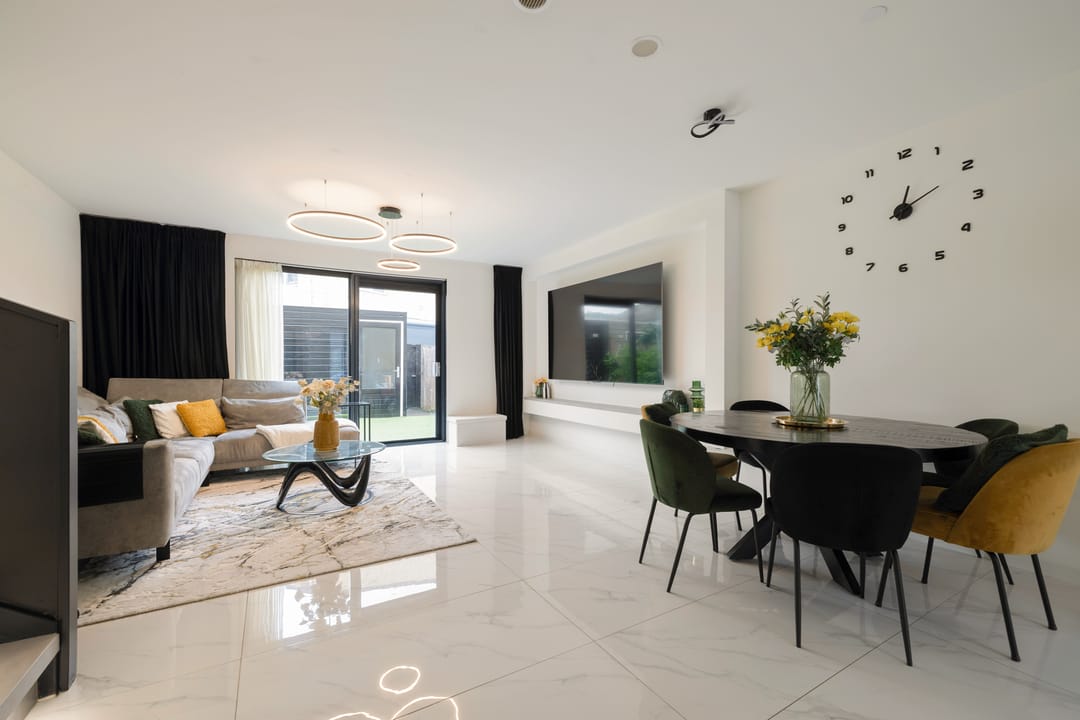 Foto 1 van Claus van Amsbergstraat 45