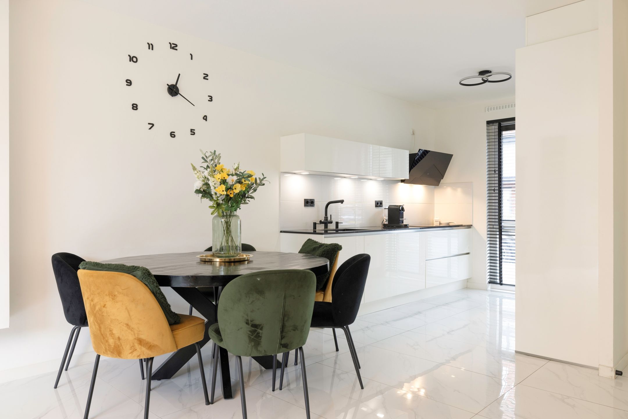 Foto 9 van Claus van Amsbergstraat 45