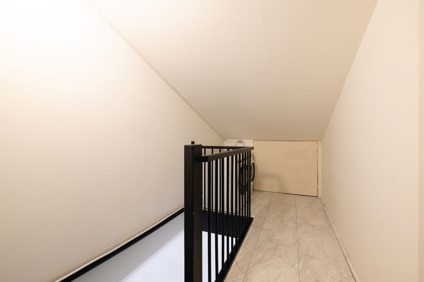 Foto 25 van Claus van Amsbergstraat 45