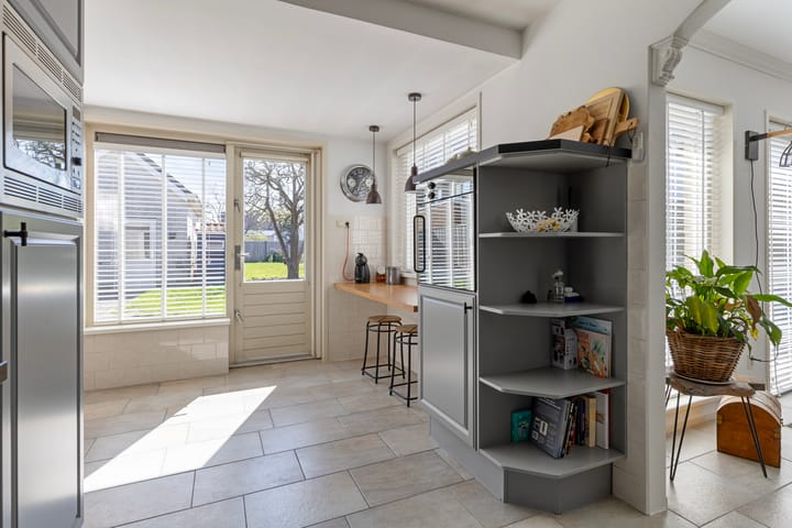 Foto 11 van Julianaweg 14