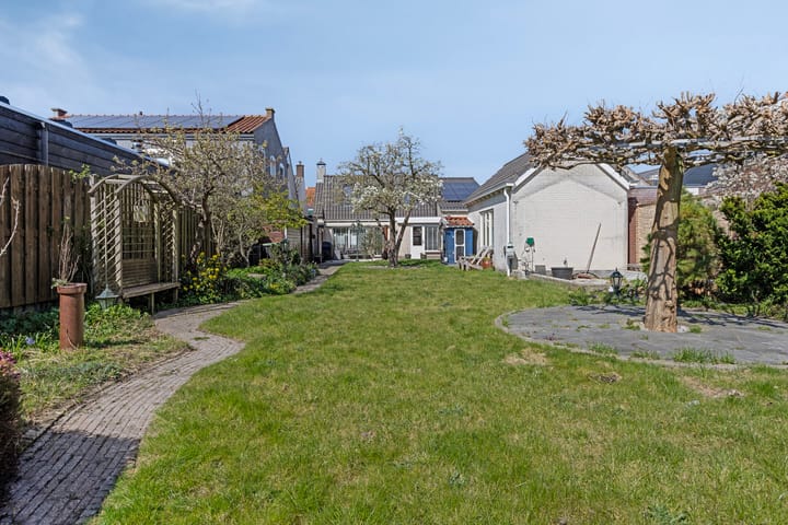 Foto 36 van Julianaweg 14