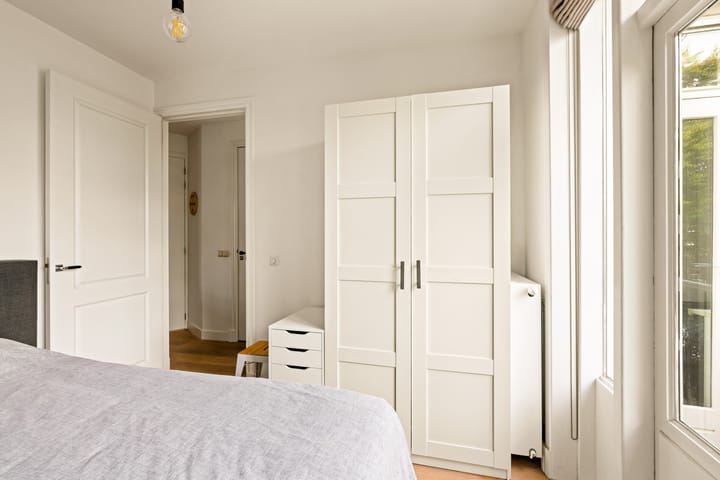 Foto 17 van Luzacstraat 1-3