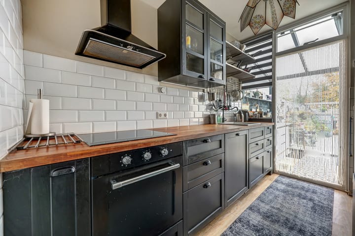 Foto 3 van Dolfijnstraat 29