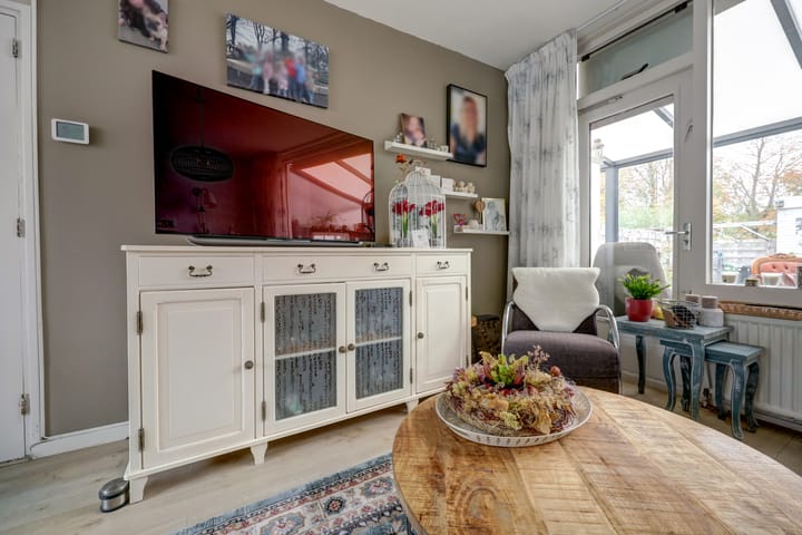 Foto 11 van Dolfijnstraat 29