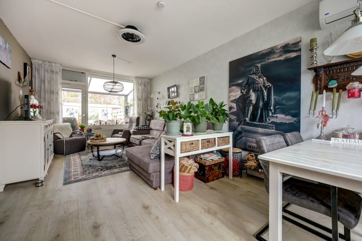 Foto 12 van Dolfijnstraat 29