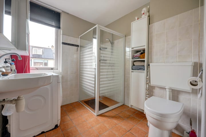 Foto 18 van Dolfijnstraat 29