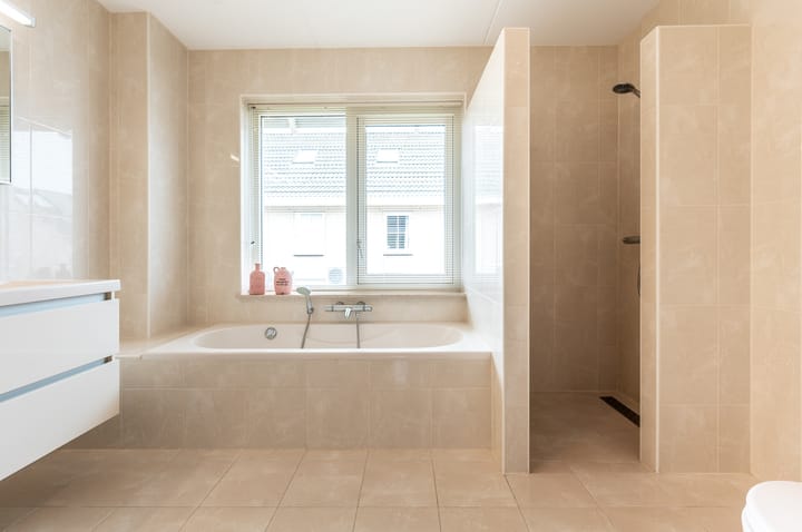 Foto 36 van Zilversmedengilde 10