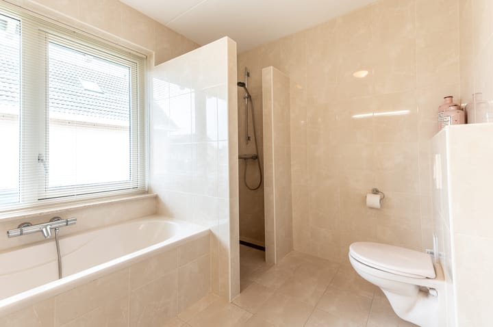 Foto 37 van Zilversmedengilde 10