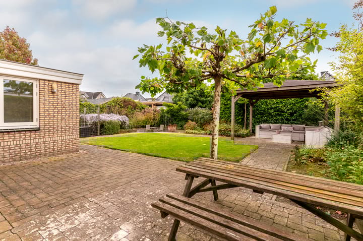 Foto 48 van Zilversmedengilde 10