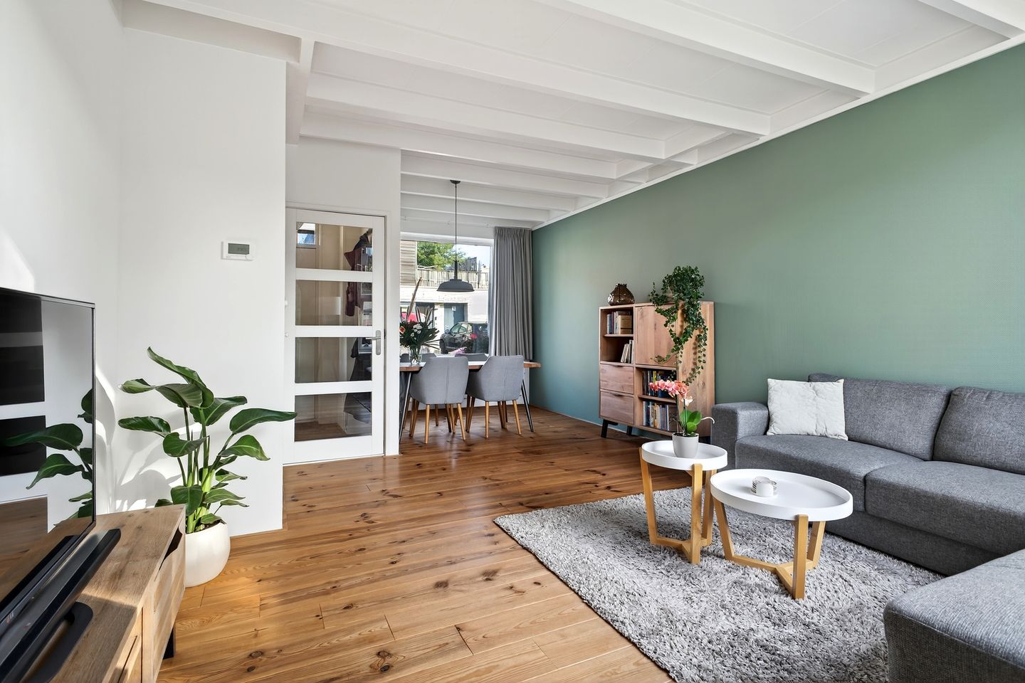 Foto 14 van van Loonstraat 65