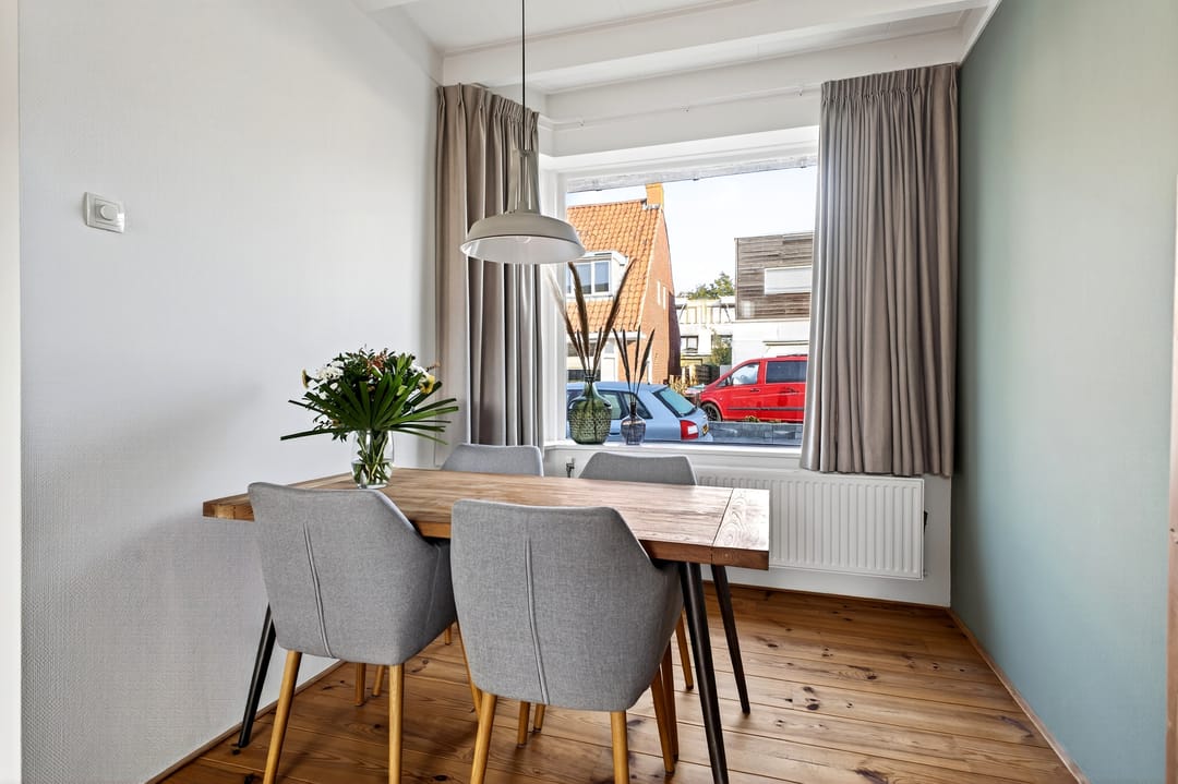 Foto 16 van van Loonstraat 65