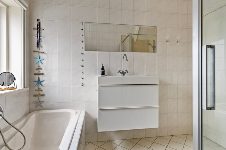 Photo 27 of Zuideinde 383-A