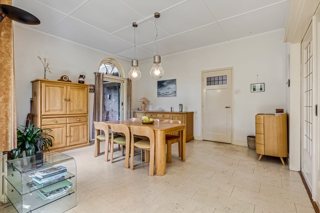 Foto 16 van Stationsweg 34