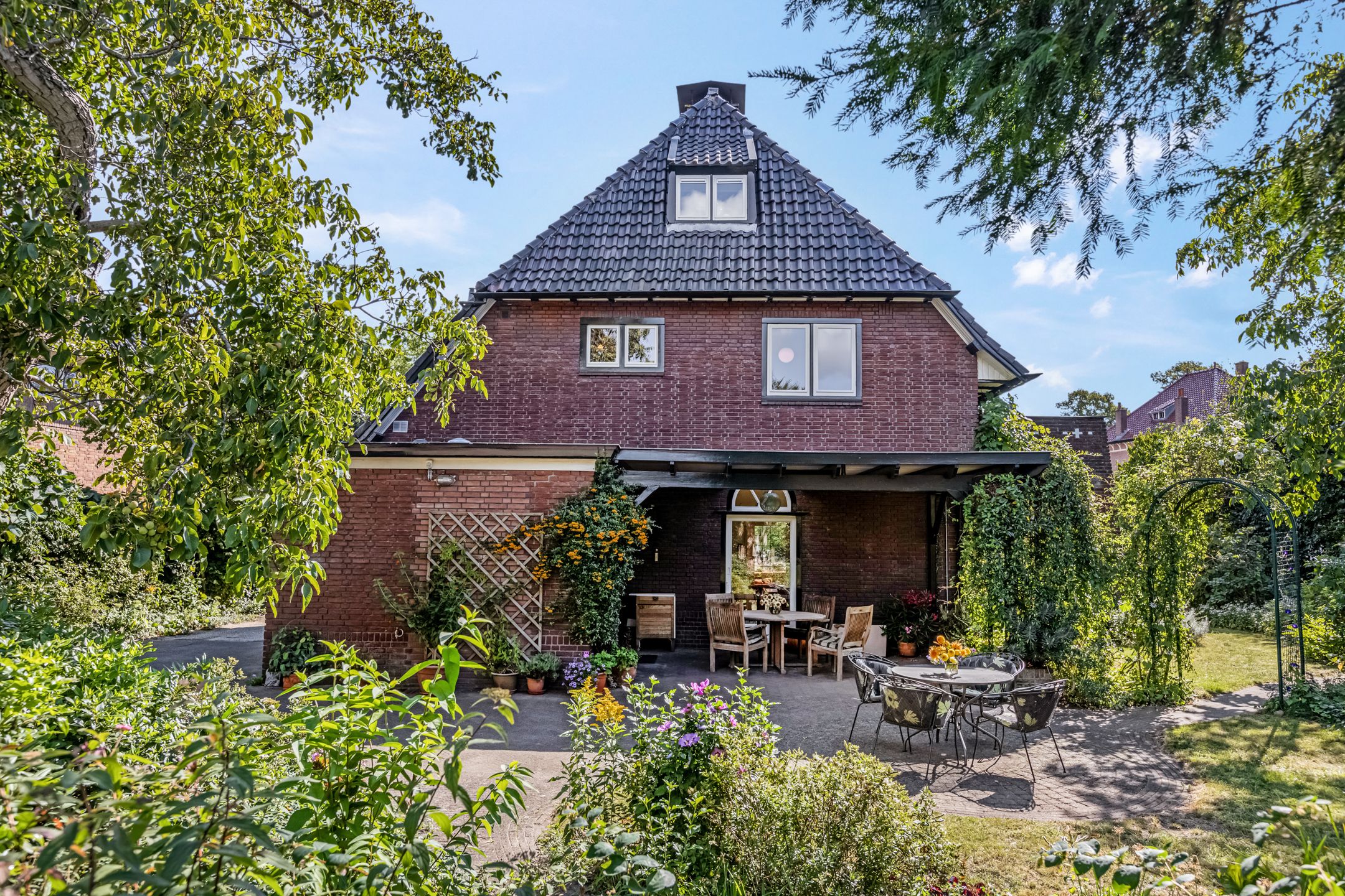 Foto 84 van Stationsweg 34