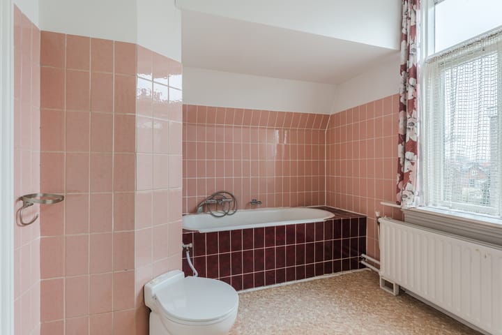 Photo 4 of Spoorsingel 2-A