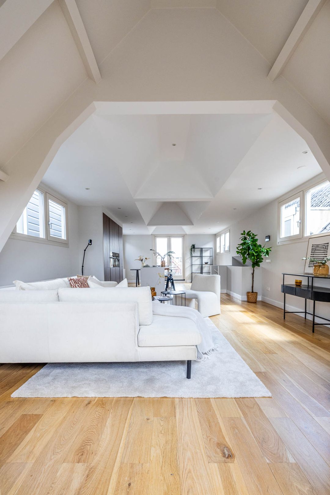 Foto 13 van Claes de Vrieselaan 54-B02