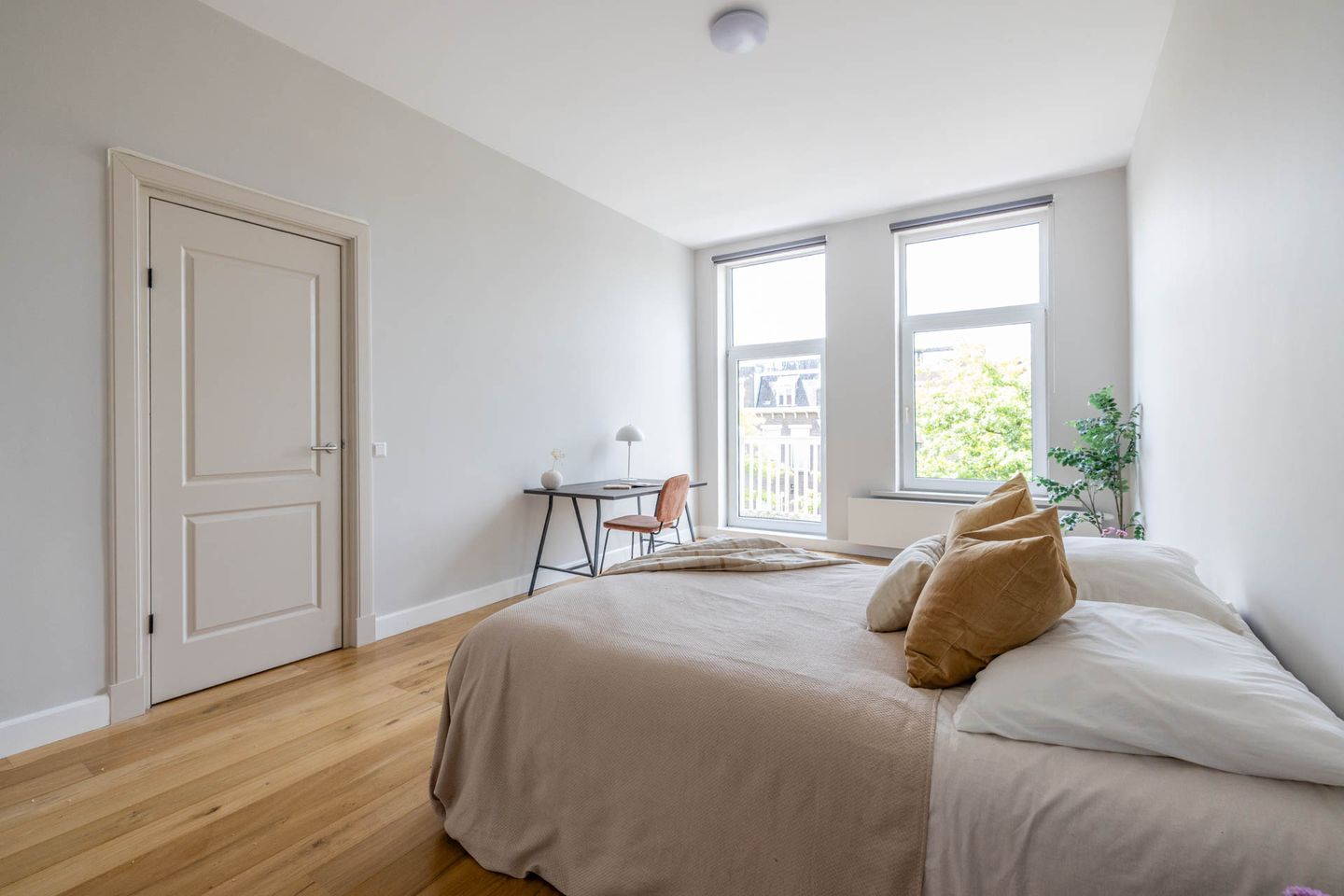 Foto 34 van Claes de Vrieselaan 54-B02