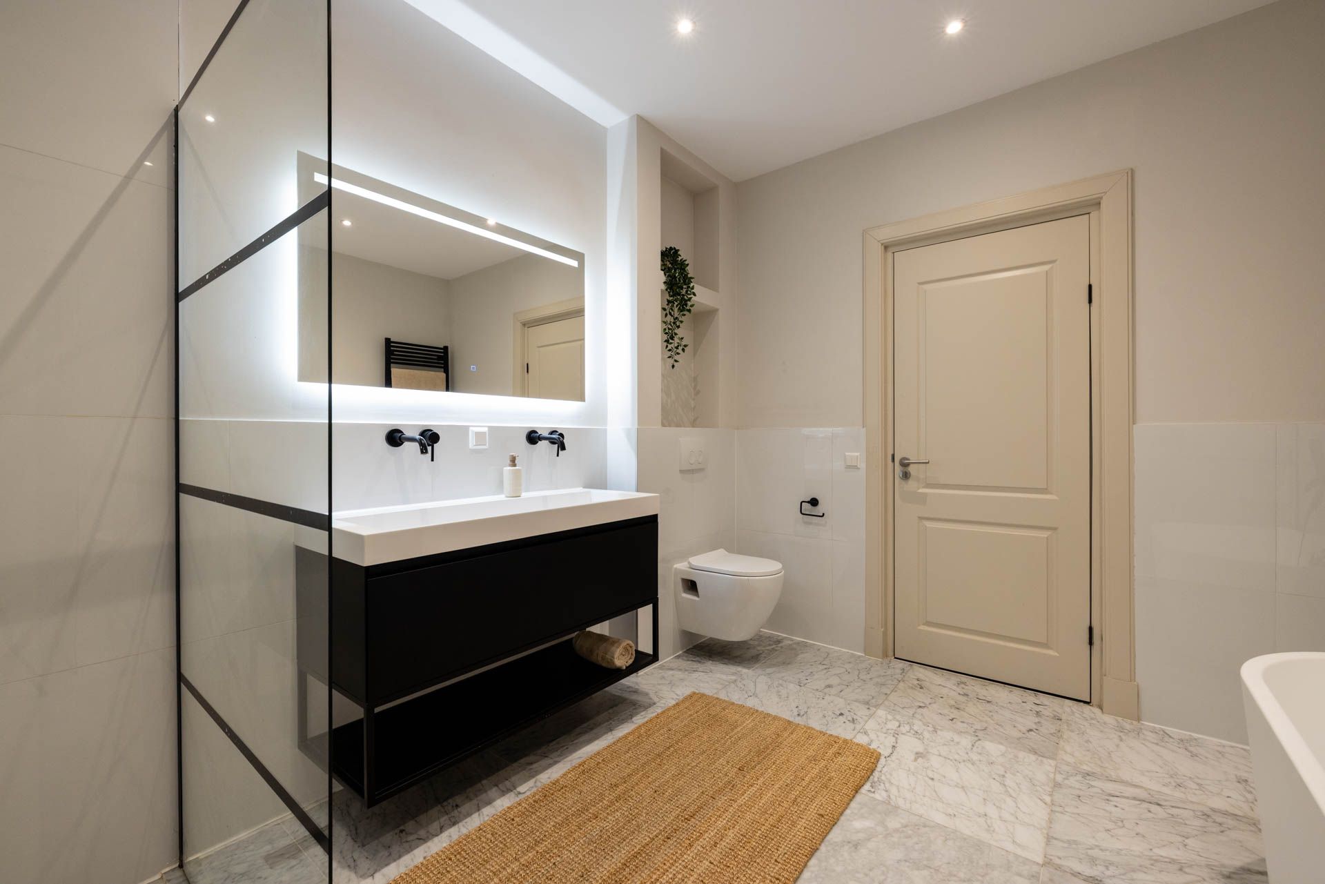 Foto 45 van Claes de Vrieselaan 54-B02