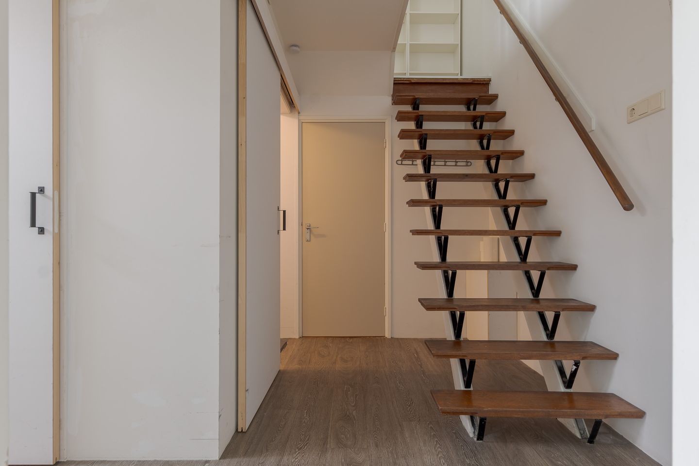 Photo 29 of de Mate 38