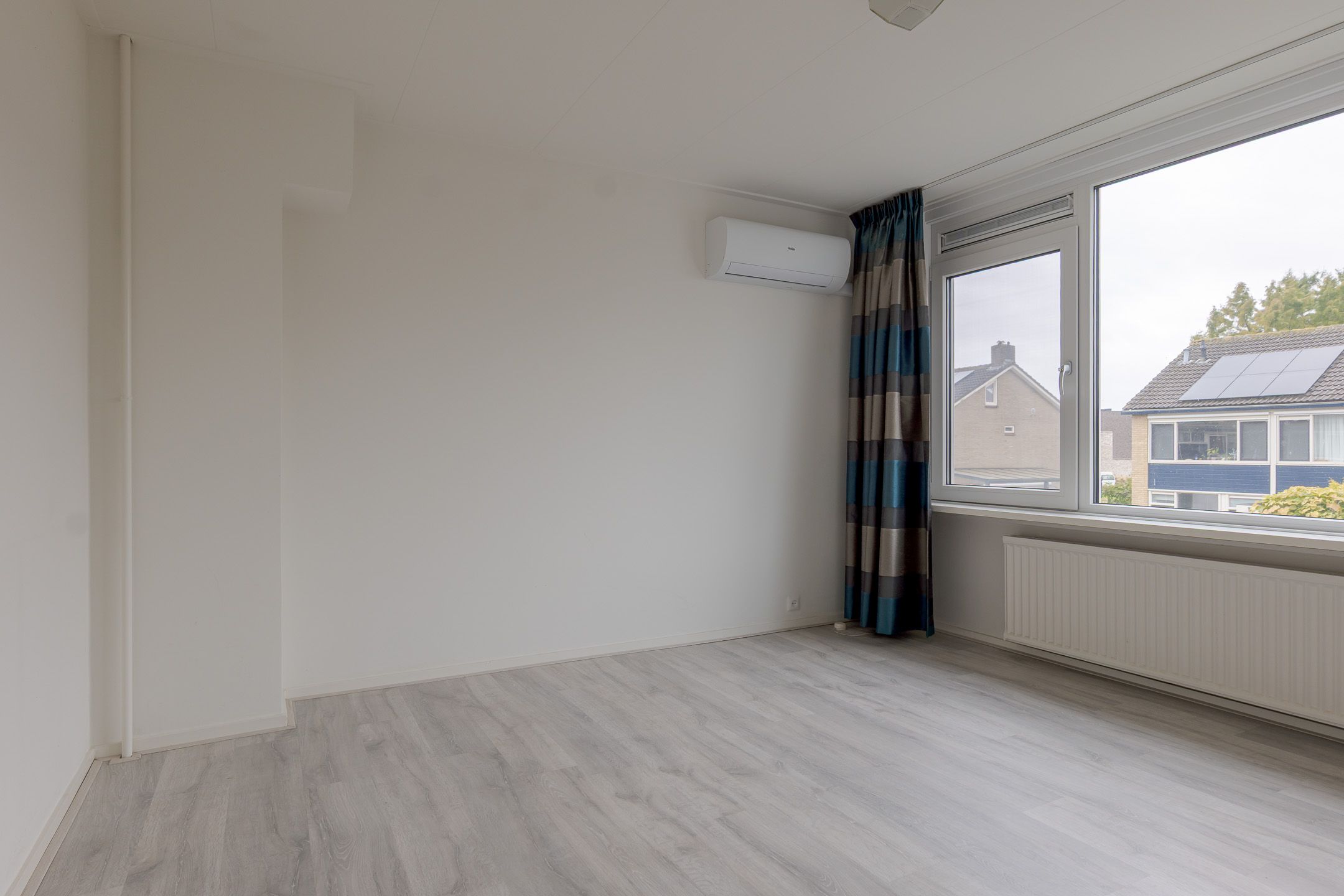 Photo 39 of de Mate 38