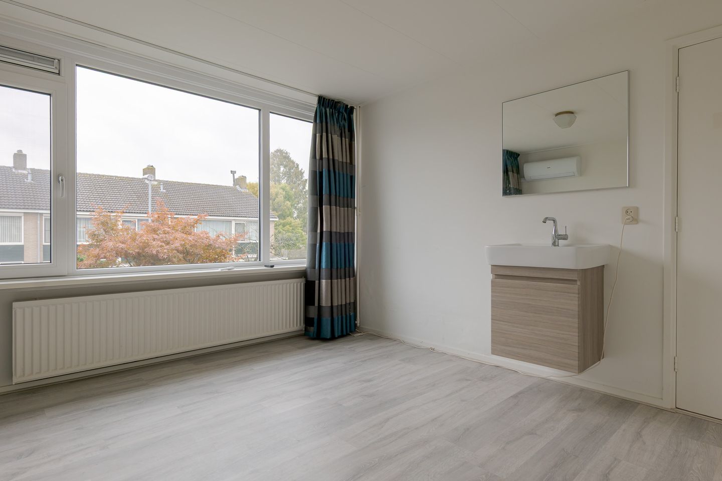 Photo 40 of de Mate 38