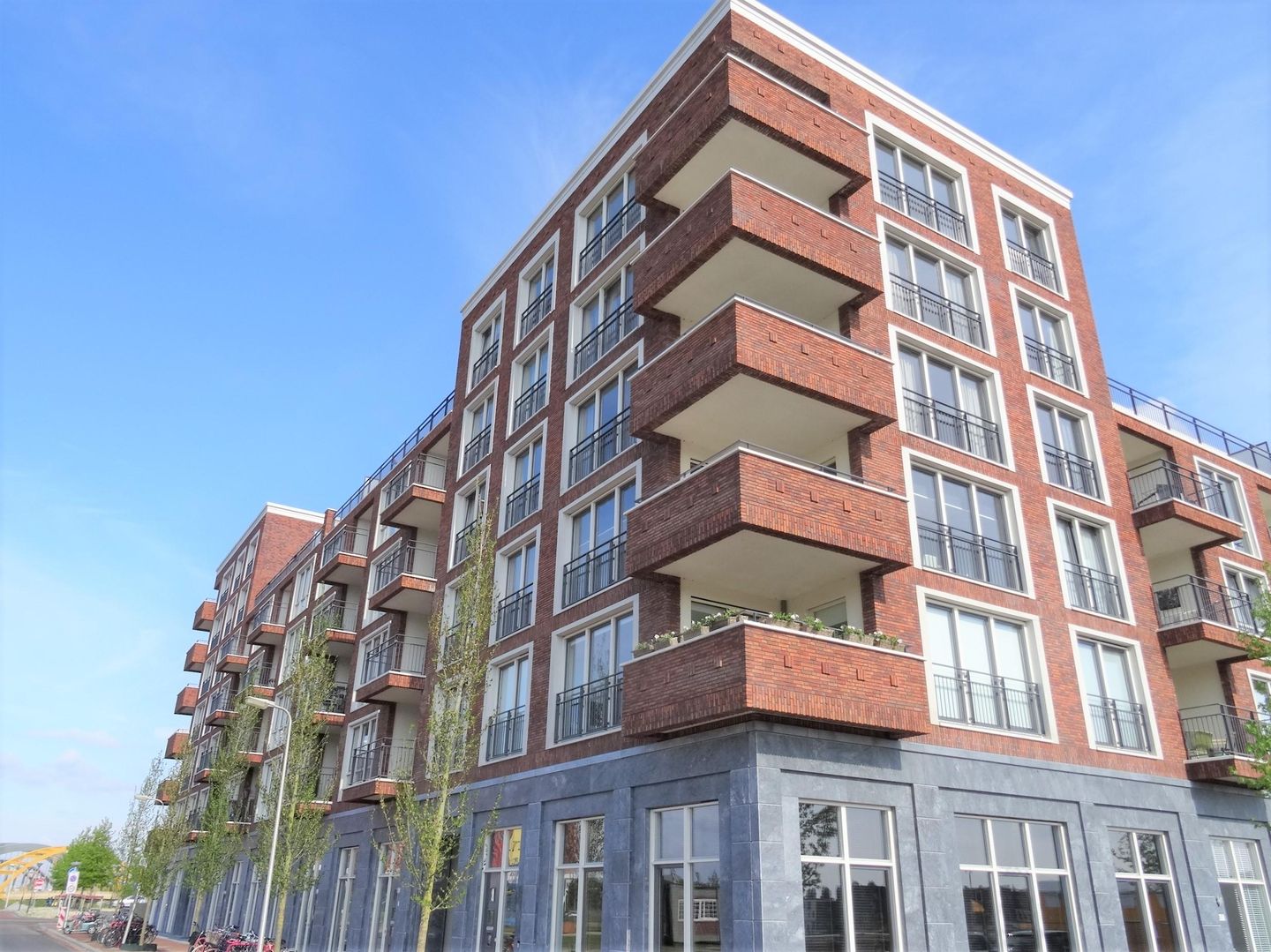 Foto 1 van San Marinostraat 101