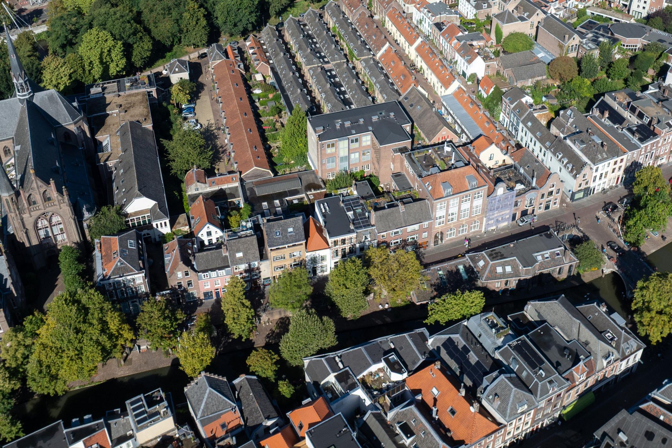 Foto 36 van Oudegracht 381