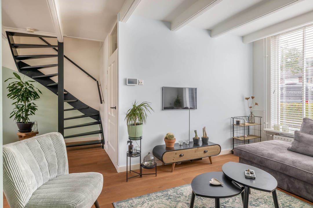 Foto 8 van Midden Woerd 35