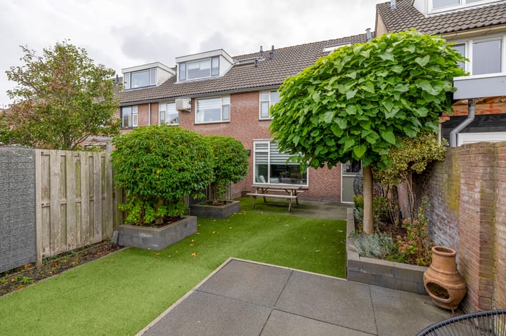 Foto 21 van Midden Woerd 35