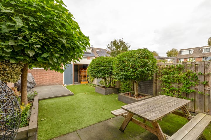 Foto 23 van Midden Woerd 35