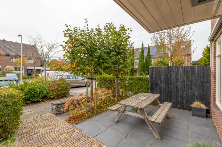 Foto 38 van Midden Woerd 35