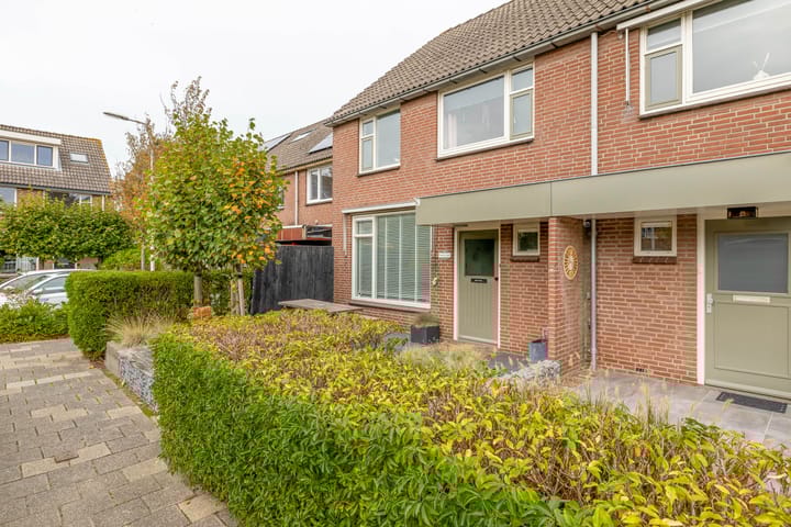 Foto 39 van Midden Woerd 35