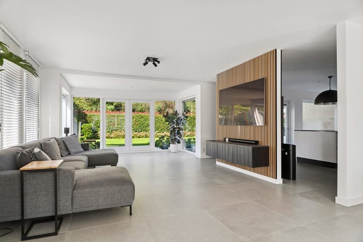 Foto 13 van Maandenweg 26